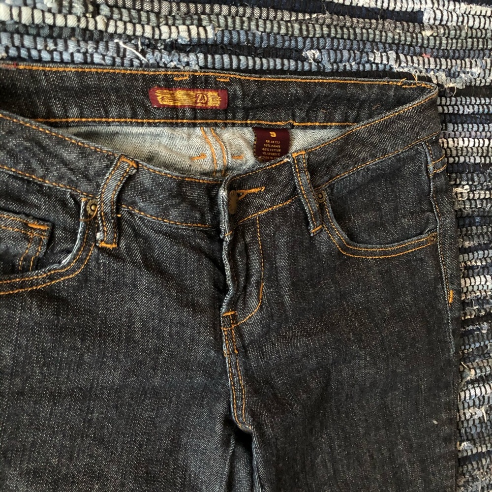 Dark Wash Classic Skinny Jeans 👖